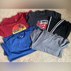 Boys lot size 10-12 vans under armor and Old Navy